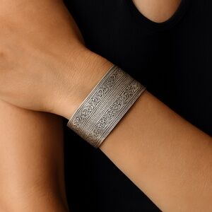 Cuff Bracelet Etched Design Metal New